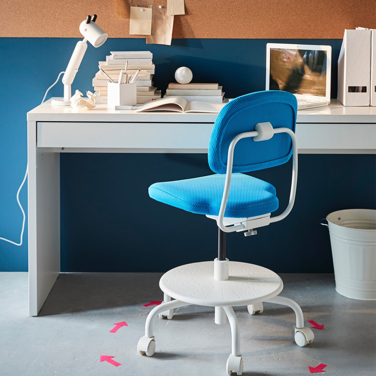 IKEA MICKE Desk 142x50 cm miscexpress